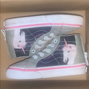 Toddlers Hi top Vans!!